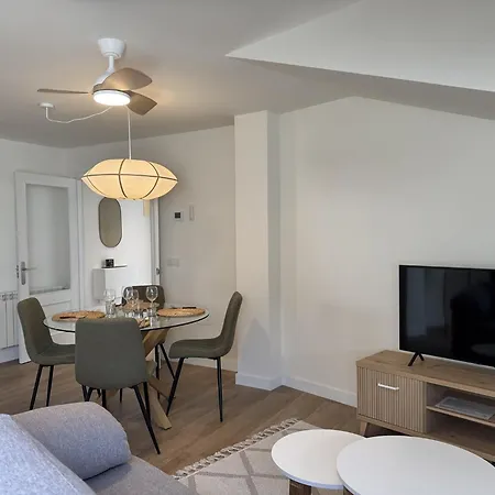 Dona Carmen En El Corazon Cangas Vut-6783-as 公寓 *