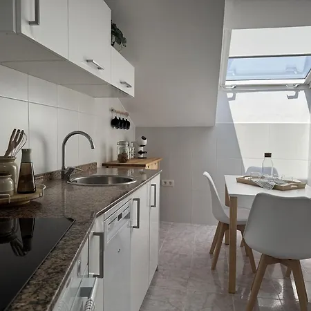 Dona Carmen En El Corazon Cangas Vut-6783-as Onís