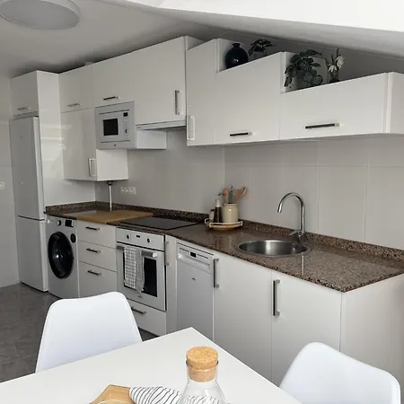 Dona Carmen En El Corazon Cangas Vut-6783-as