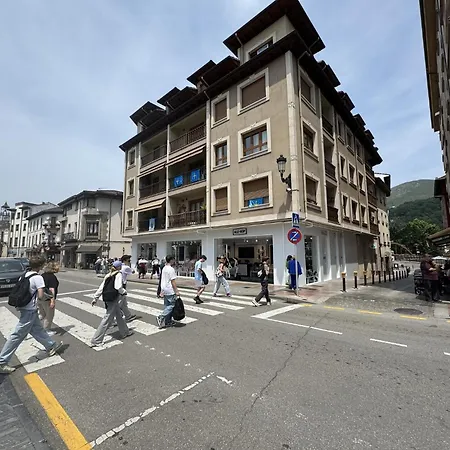 Dona Carmen En El Corazon Cangas Vut-6783-as