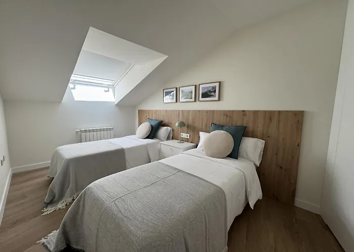 Dona Carmen En El Corazon Cangas Vut-6783-as * Onís